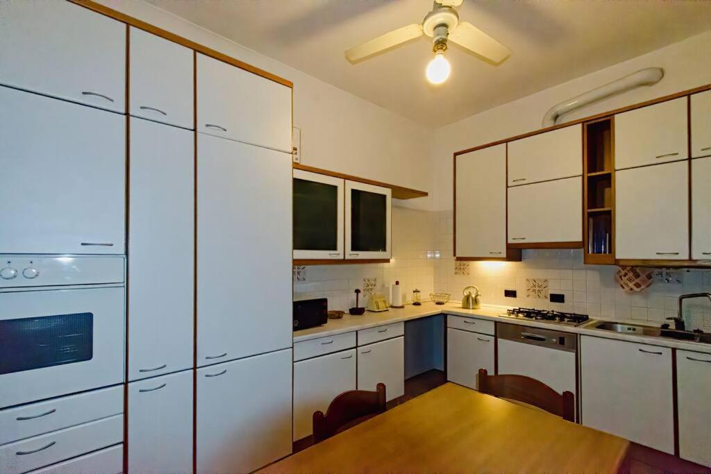 Un Insospettabile Angolo Verde In Citta Apartment Milan Luaran gambar